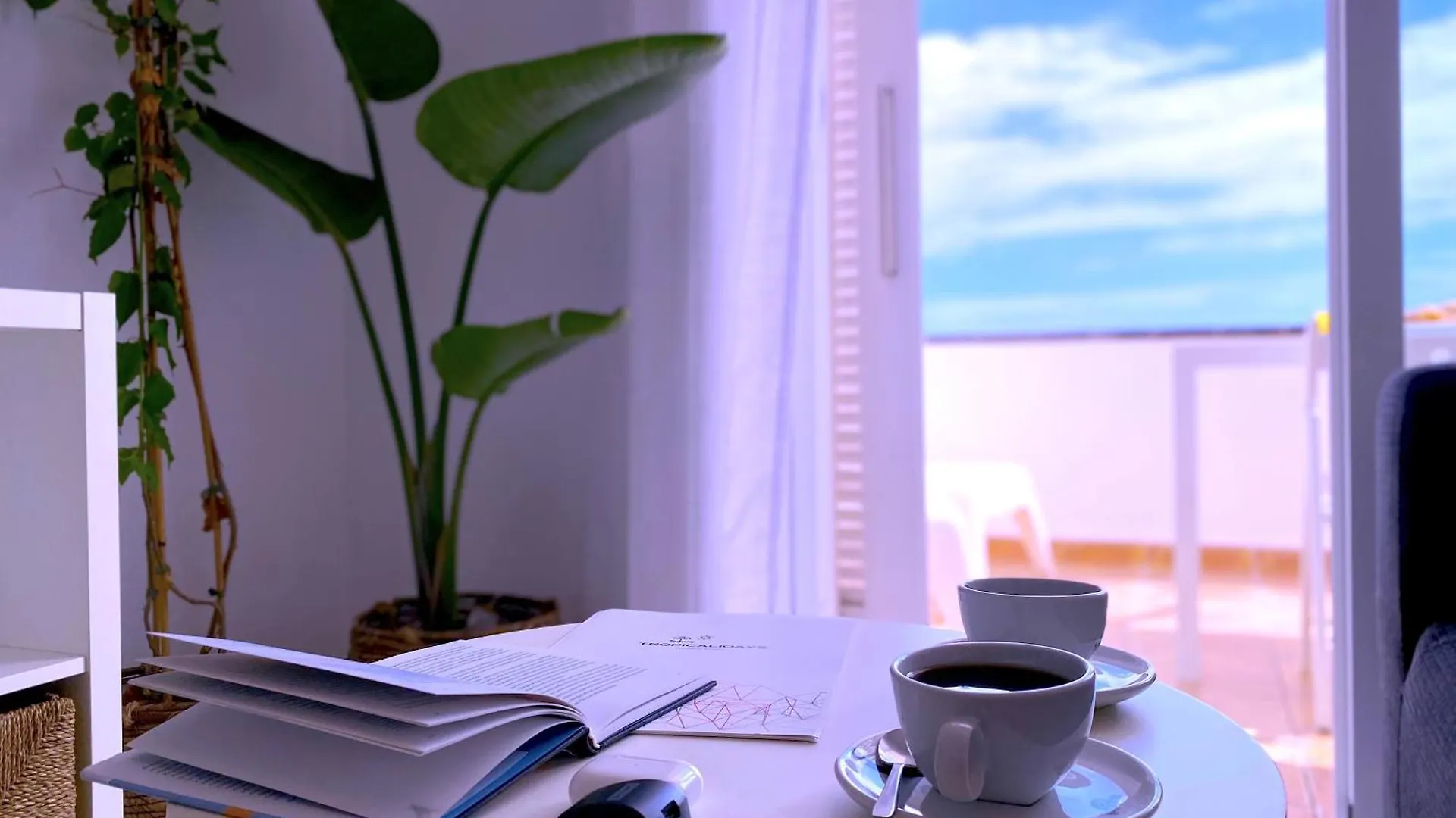 Tropicalidays Sunshine Escape Apartment Costa Adeje  0*, Costa Adeje (Tenerife)